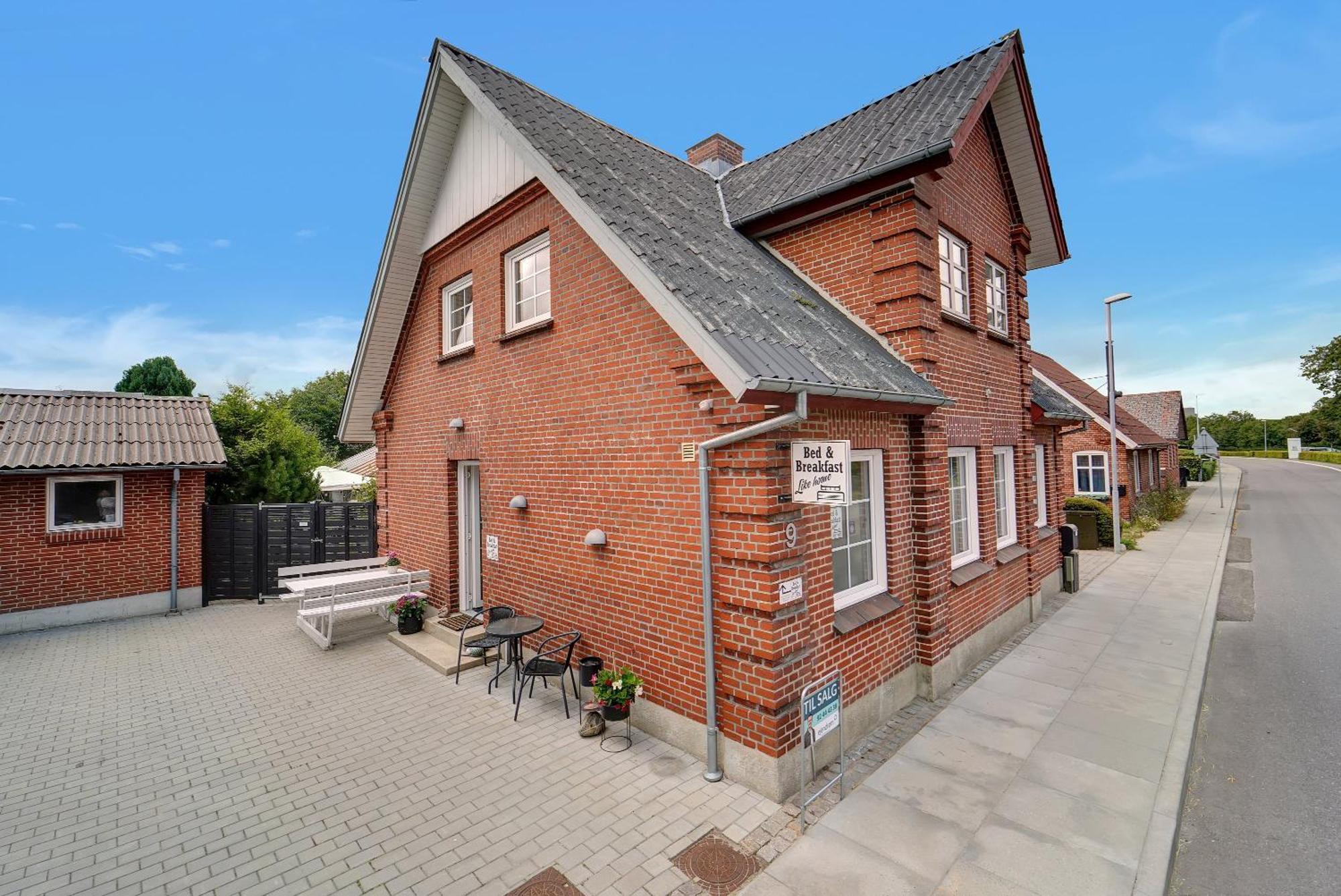 Like Home Holiday House 9 A Варде Екстер'єр фото